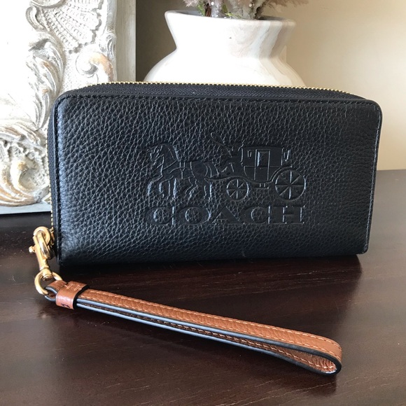 Coach Long Zip Around Leather Wallet With Horse And Carriage C3548 - Picture 1 of 12